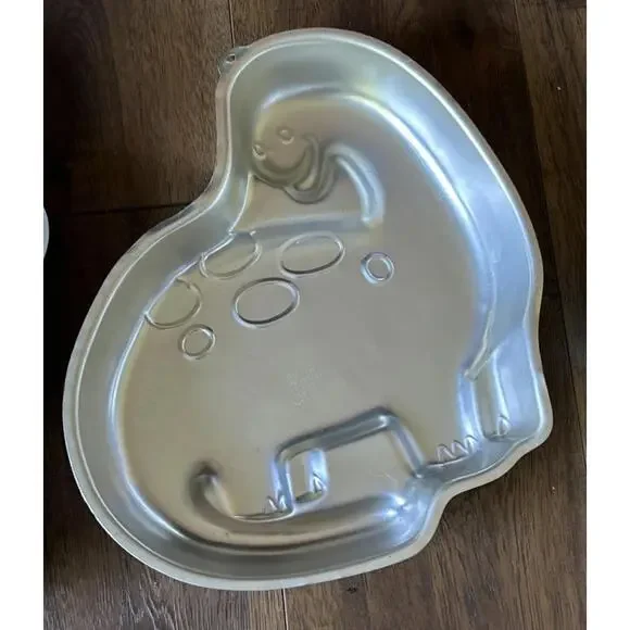 Wilton Cake Pans Lot of 8: Michelangelo,Barney,Smurf, Pooh, Clown, Dinos, Doll - Picture 6 of 11